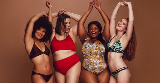 Σέξι μαγιό για Plus Size κορίτσια: E-string επιλογές που αναδεικνύουν τις καμπύλες σας!